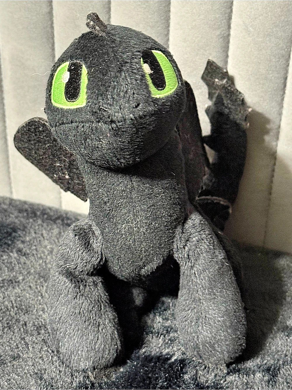 DreamWorks Toothless Night Fury Plush Stuffed Animal
